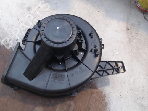 Used Heater blower motor SEAT IBIZA IV ST (6J8, 6P8) 1.2 TDI (75 hp) 25702652
