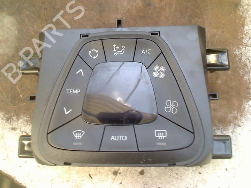 Used Climate control Climate control 33956401 33956401