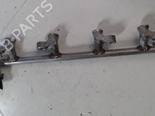 Used Injection rail Injection rail 39171713 39171713