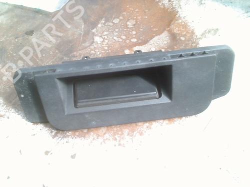 Used Tailgate handle Tailgate handle MERCEDES-BENZ CLA Coupe (C117) CLA 200 (117.343) (156 hp) 33989039 33989039
