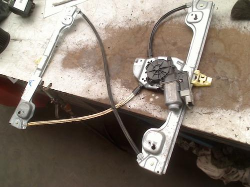 front-right-window-mechanism-peugeot-1007-km_-2005-33984676 main image