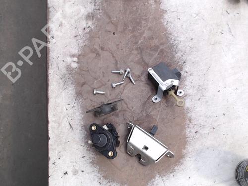 Used Tailgate lock TOYOTA AYGO (_B1_) 1.0 (KGB10_, KGB10R) (68 hp) 24618275