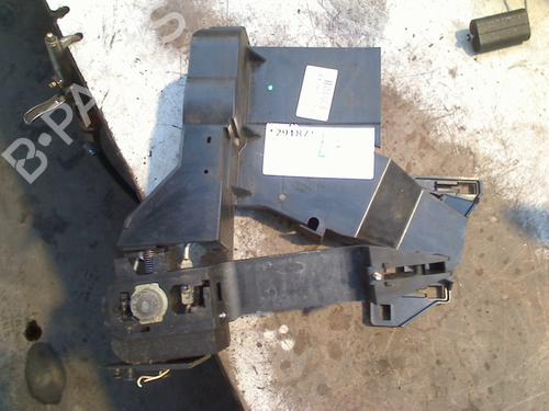 Used Front left lock FORD FIESTA V (JH_, JD_) 1.25 16V (70 hp) 31177206