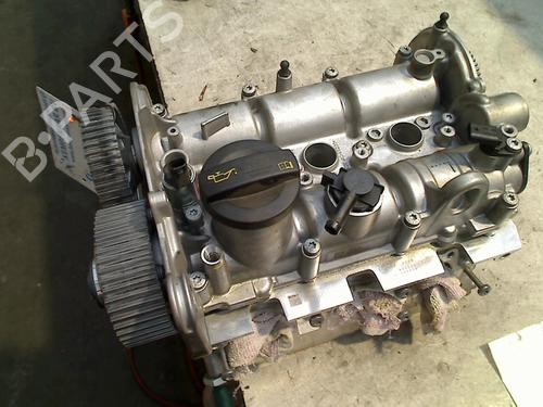 Used Cylinder head Cylinder head VW UP! (121, 122, BL1, BL2, BL3, 123) 1.0 (75 hp) 21921269 21921269