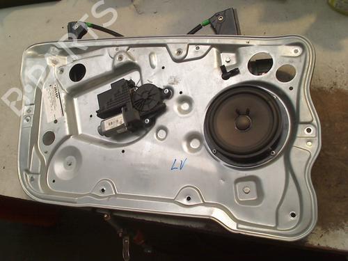 Used Front left window mechanism SKODA FABIA I (6Y2) 1.4 16V (75 hp) 31260126