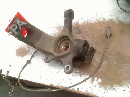 Used Right front steering knuckle TOYOTA AYGO (_B1_) 1.0 (KGB10_, KGB10R) (68 hp) 29283297