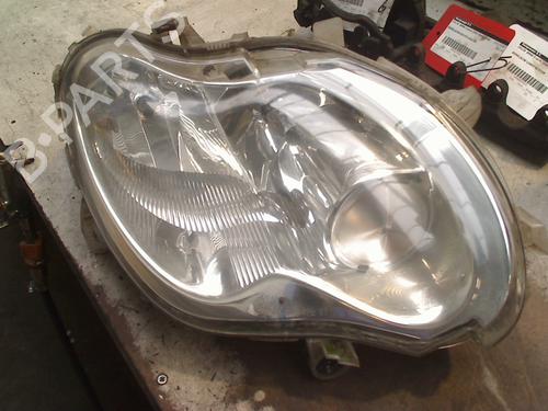 Used Right headlight SMART CITY-COUPE (450) 0.7 (450.352, 450.353) (61 hp) 31128226