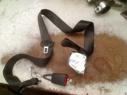 rear-center-seatbelt-skoda-fabia-ii-542-2006-2007-2008-2009-2010-2011-2012-2013-2014-33029393 main image