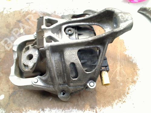 Used Engine mount Engine mount 32727728 32727728