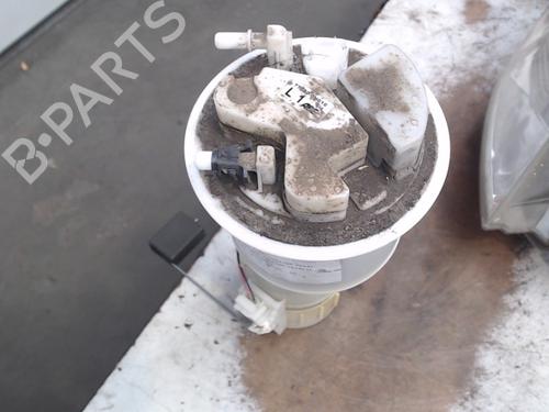 Used Fuel pump PEUGEOT 107 (PM_, PN_) 1.0 (68 hp) 25899946