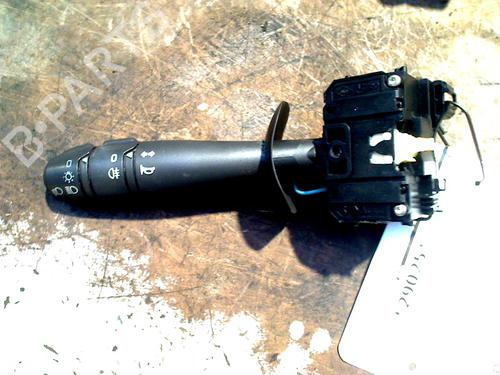 Used Steering column stalk RENAULT TWINGO II (CN0_) 1.2 (CN0D) (58 hp) 31028350