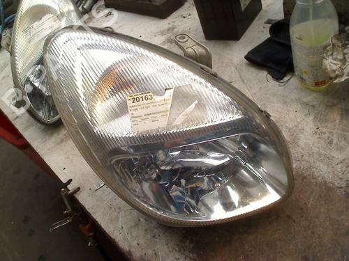 Phare droit DAIHATSU SIRION (M1) 1.0 i (M100) (56 hp) 30624618