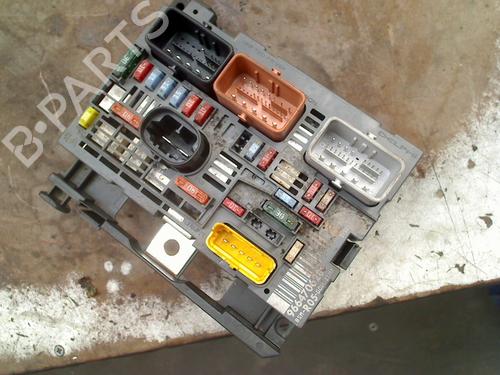 Used Comfort control module Comfort control module PEUGEOT 308 SW I (4E_, 4H_) 1.6 16V (120 hp) 33541447 33541447