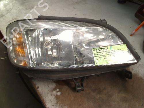 Used Right headlight OPEL ZAFIRA A MPV (T98) 2.2 16V (F75) (147 hp) 31128186