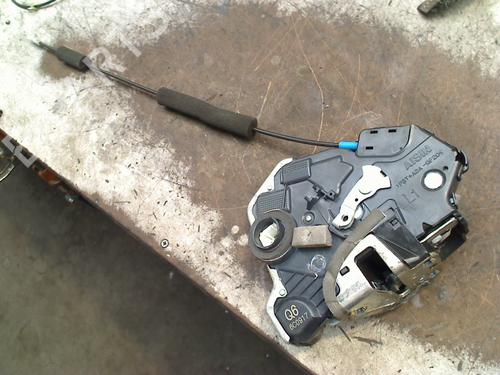 Vergrendeling links voor LEXUS IS II (_E2_) 250 (GSE20) (208 hp) 31177202