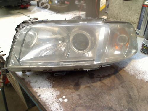 Faro sinistro AUDI A8 D2 (4D2, 4D8) 4.2 quattro (310 hp) 31260215