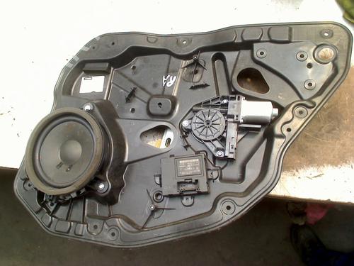 Used Rear right window mechanism Rear right window mechanism VOLVO V70 III (135) T4 (180 hp) 31260100 31260100