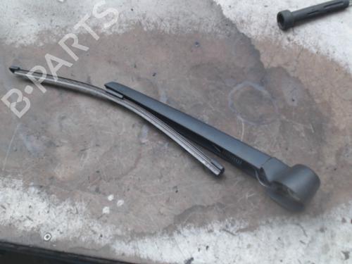 Used Rear windshield wiper arm Rear windshield wiper arm 38709884 38709884