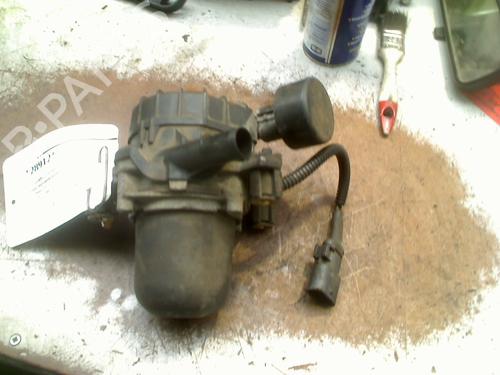 Used Secondary air pump Secondary air pump 31132493 31132493