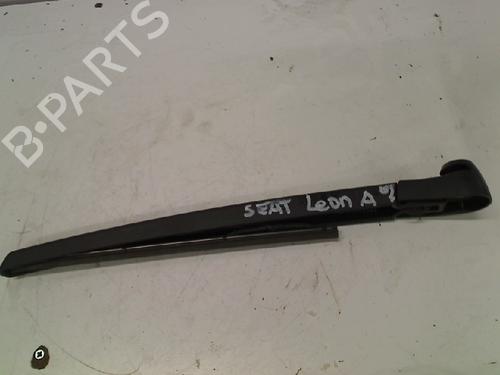 Used Rear windshield wiper arm Rear windshield wiper arm 21917907 21917907