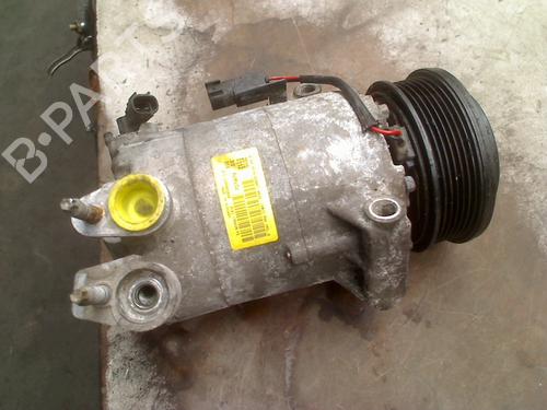 Used AC compressor AC compressor FORD FOCUS III Turnier 1.0 EcoBoost (100 hp) 33739685 33739685