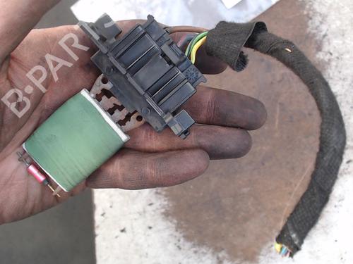 Used Heater resistor OPEL CORSA D (S07) 1.2 LPG (L08, L68) (86 hp) 24963628