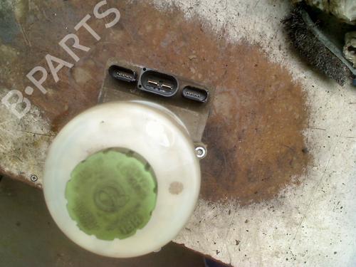 Bomba direccion VW POLO IV (9N_, 9A_) 1.4 16V (75 hp) 32773348