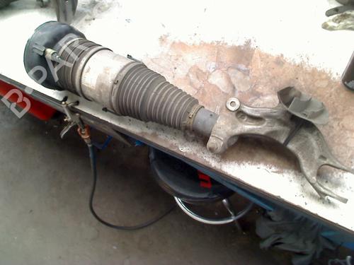 Used Right front shock absorber Right front shock absorber AUDI Q8 (4MN, 4MT) RS FSI Mild Hybrid quattro (600 hp) 36674798 36674798