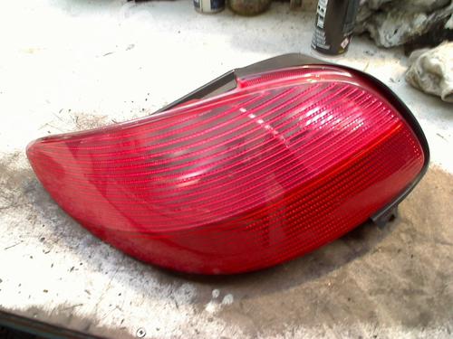 Used Left taillight PEUGEOT 206 CC (2D) 1.6 16V (2DNFUF, 2DNFUR) (109 hp) 31296623