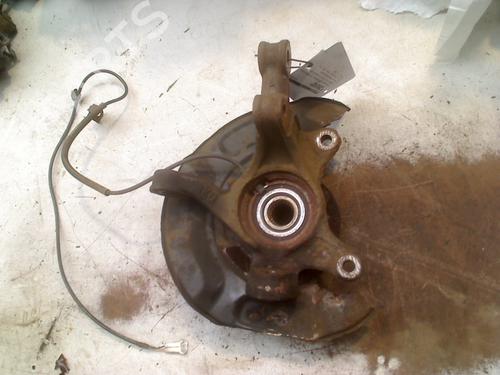 Used Left front steering knuckle TOYOTA YARIS (_P9_) 1.0 VVT-i (KSP90_, KSP90R) (69 hp) 29283317
