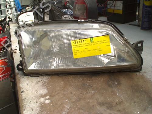 Used Right headlight PEUGEOT 306 Hatchback (7A, 7C, N3, N5) 1.4 (75 hp) 31128180