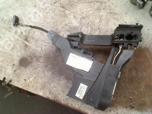 Used Front left lock FORD FIESTA V (JH_, JD_) 1.3 (69 hp) 31177089