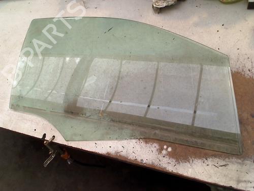 Vitre porte avant droite VW UP! (121, 122, BL1, BL2, BL3, 123) 1.0 (60 hp) 31177204