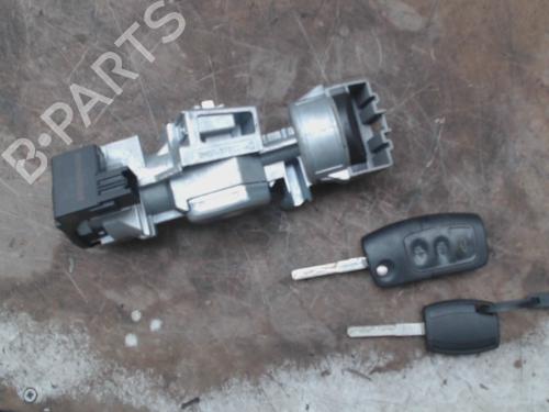 Used Switch Switch FORD FOCUS II (DA_, HCP, DP) 1.8 (125 hp) 40533776 40533776