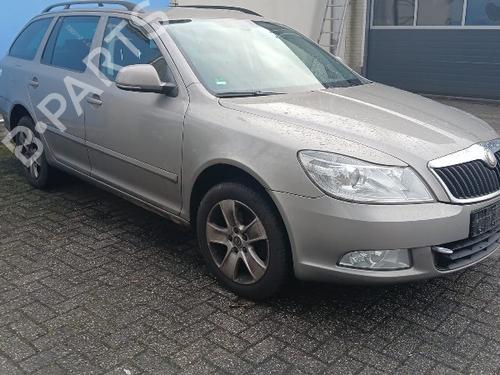 Electronic module SKODA OCTAVIA II Combi (1Z5) 1.2 TSI | BP34124067M83  - Image 10