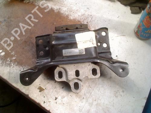 Motorophæng VW GOLF VIII (CD1, DA1) 1.5 eTSI (150 hp) 31174826