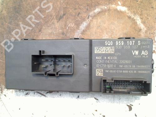 Elektronische module VW TIGUAN ALLSPACE (BW2, BJ2) 2.0 TSI 4motion (190 hp) 31518557