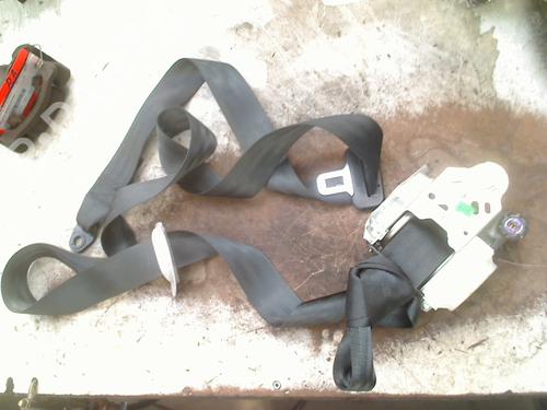Cinto de segurança frente direito HYUNDAI i20 I (PB, PBT) 1.2 (78 hp) 31312229
