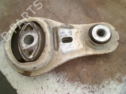 Used Engine mount OPEL VIVARO A Van (X83) 2.0 CDTI (F7) (114 hp) 31147534