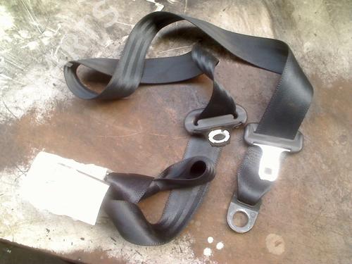 Used Rear right seatbelt Rear right seatbelt PEUGEOT 107 (PM_, PN_) 1.0 (68 hp) 34039152 34039152
