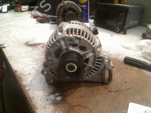 Used Alternator VW POLO III (6N1) 60 1.4 (60 hp) 29274467