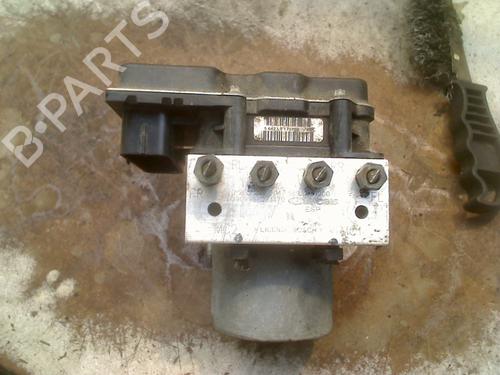 Used ABS pump HYUNDAI i20 I (PB, PBT) 1.2 (78 hp) 28602467