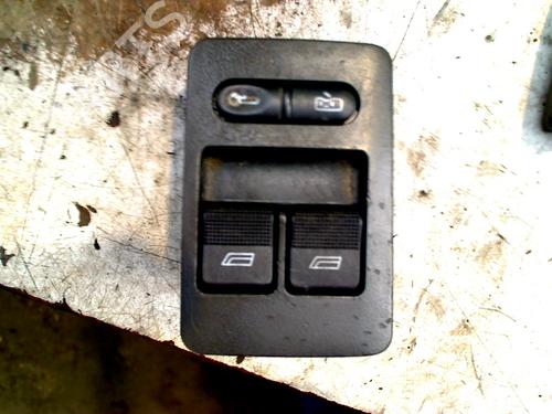 Używane Przełącznik SEAT AROSA (6H1) 1.4 (60 hp) 31260174