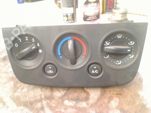 Used Climate control Climate control 38463930 38463930