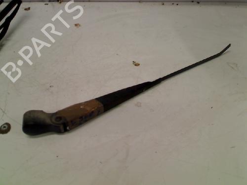 Used Rear windshield wiper arm Rear windshield wiper arm 21915674 21915674