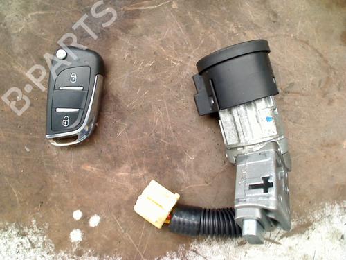 Clé de contact Clé de contact PEUGEOT 107 (PM_, PN_) 1.0 (68 hp) 36569010 36569010