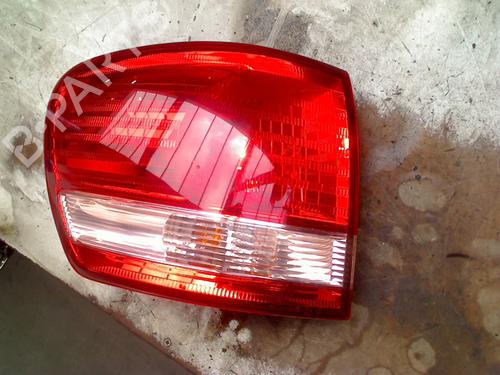 Venstre Baklys TOYOTA AVENSIS VERSO (_M2_) 2.0 VVT-i (ACM20_, ACM20R) (150 hp) 27642134