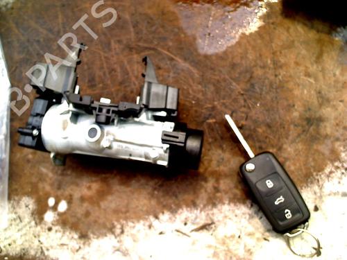 Used Ignition barrel VW UP! (121, 122, BL1, BL2, BL3, 123) 1.0 (60 hp) 31028305