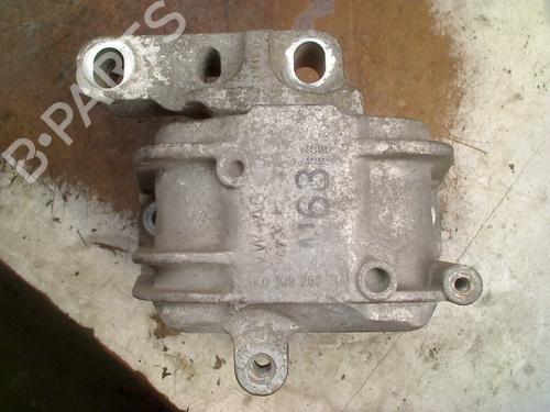 Used Engine mount Engine mount 31174836 31174836