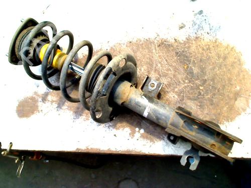 Used Left front shock absorber Left front shock absorber 33021867 33021867